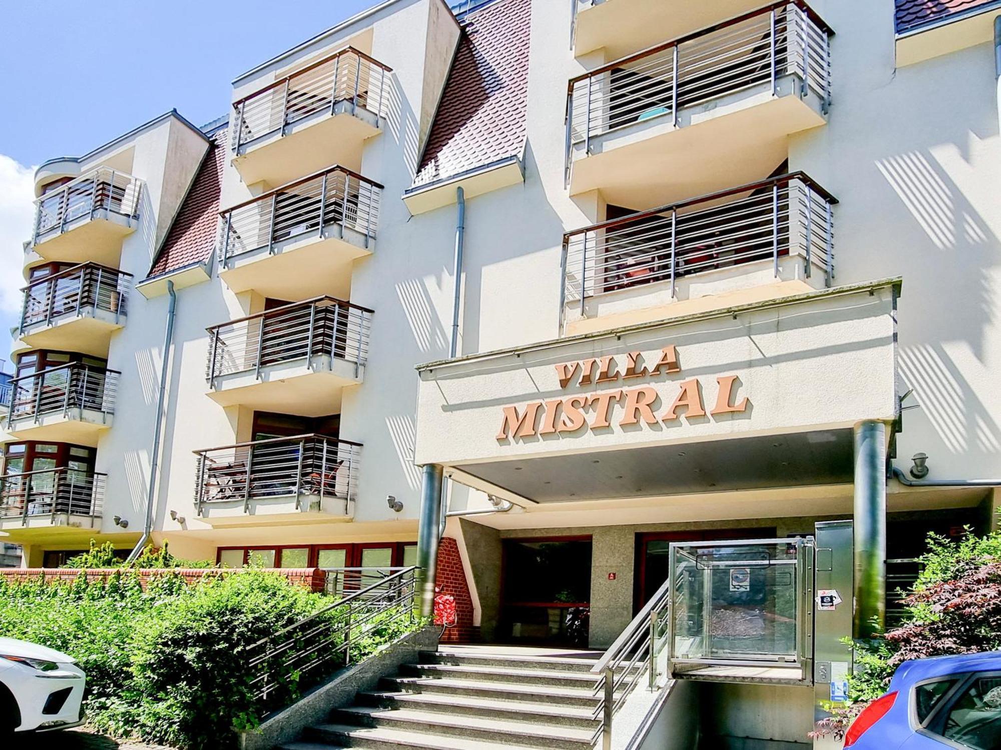Visit Baltic - Mistral Apartment Swinoujscie Exterior photo